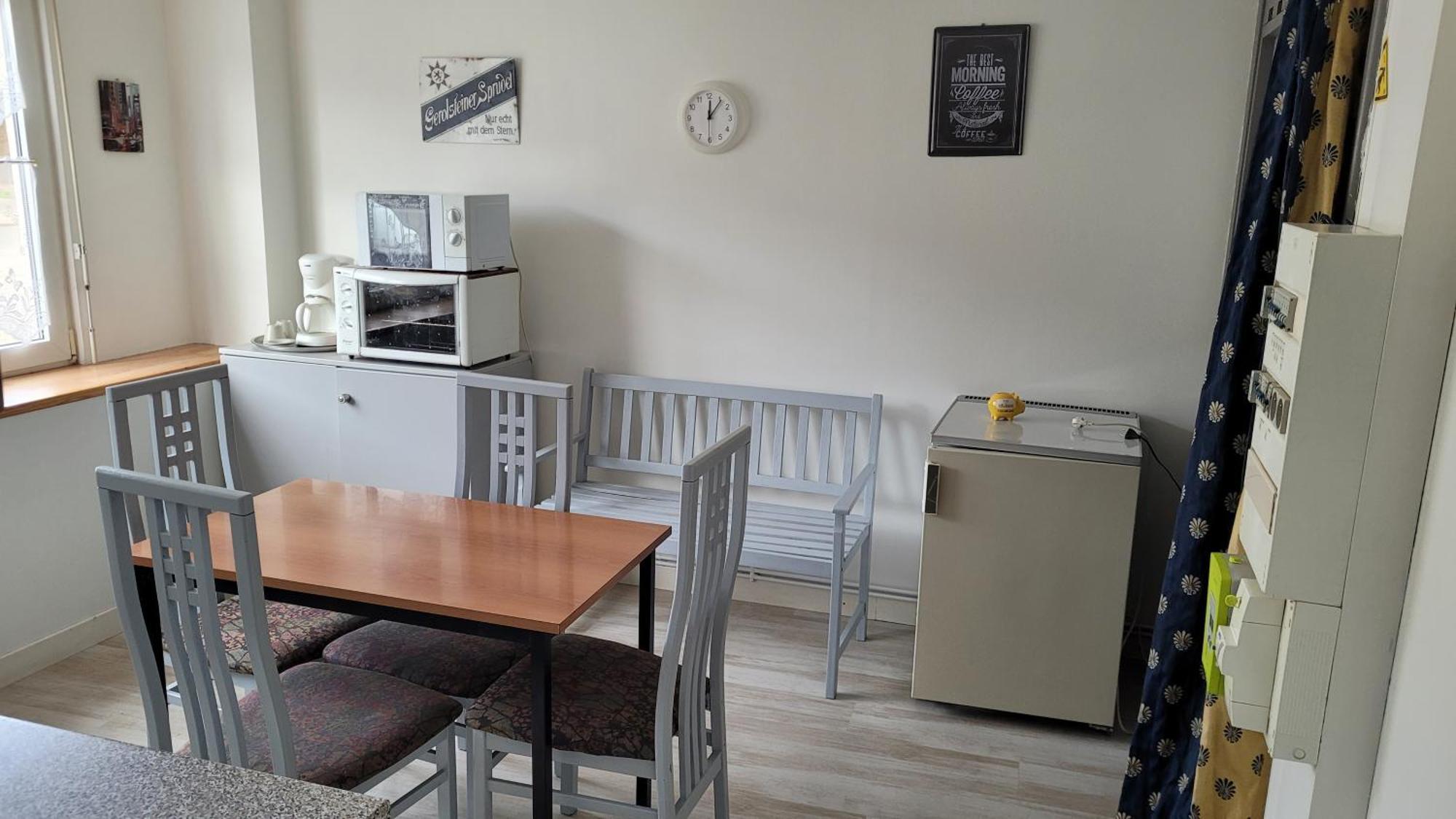 Charmant Appartement Charency-Vezin Exterior foto